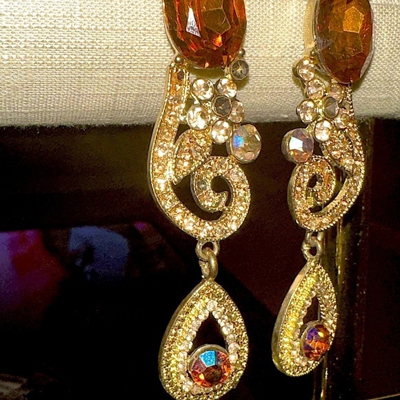 3 1/4” statement copper rhinestone pierced earrings with goldplate setting. - Picture 3 of 8